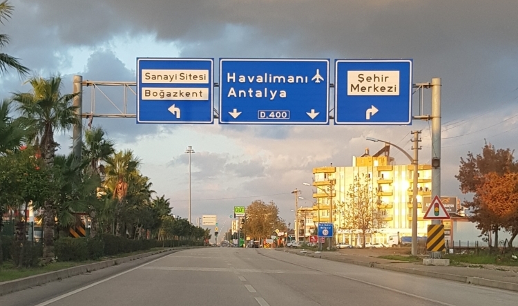 Trafik Konstrüksiyonları
